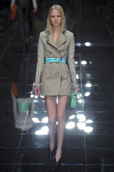 Burberry Prorsum Spring 2011 Runway 